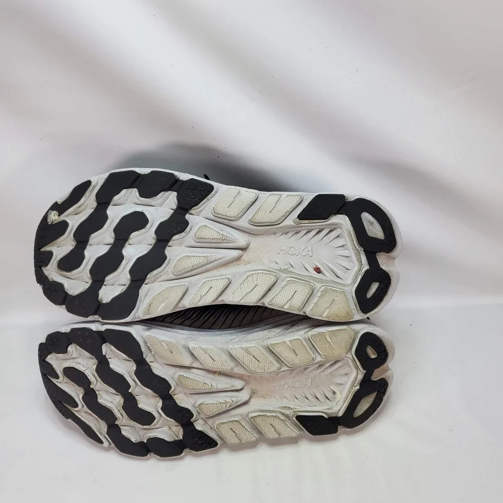 HOKA‎ Rincon 3 Women's Size 8.5B Black White Running Shoes W Rincon 3